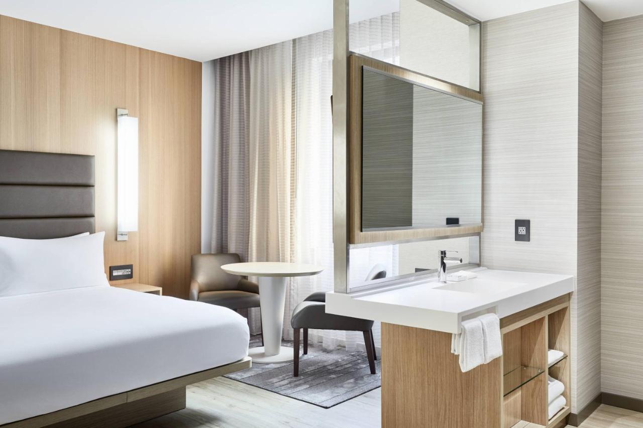 Ac Hotel Houston Downtown Екстер'єр фото