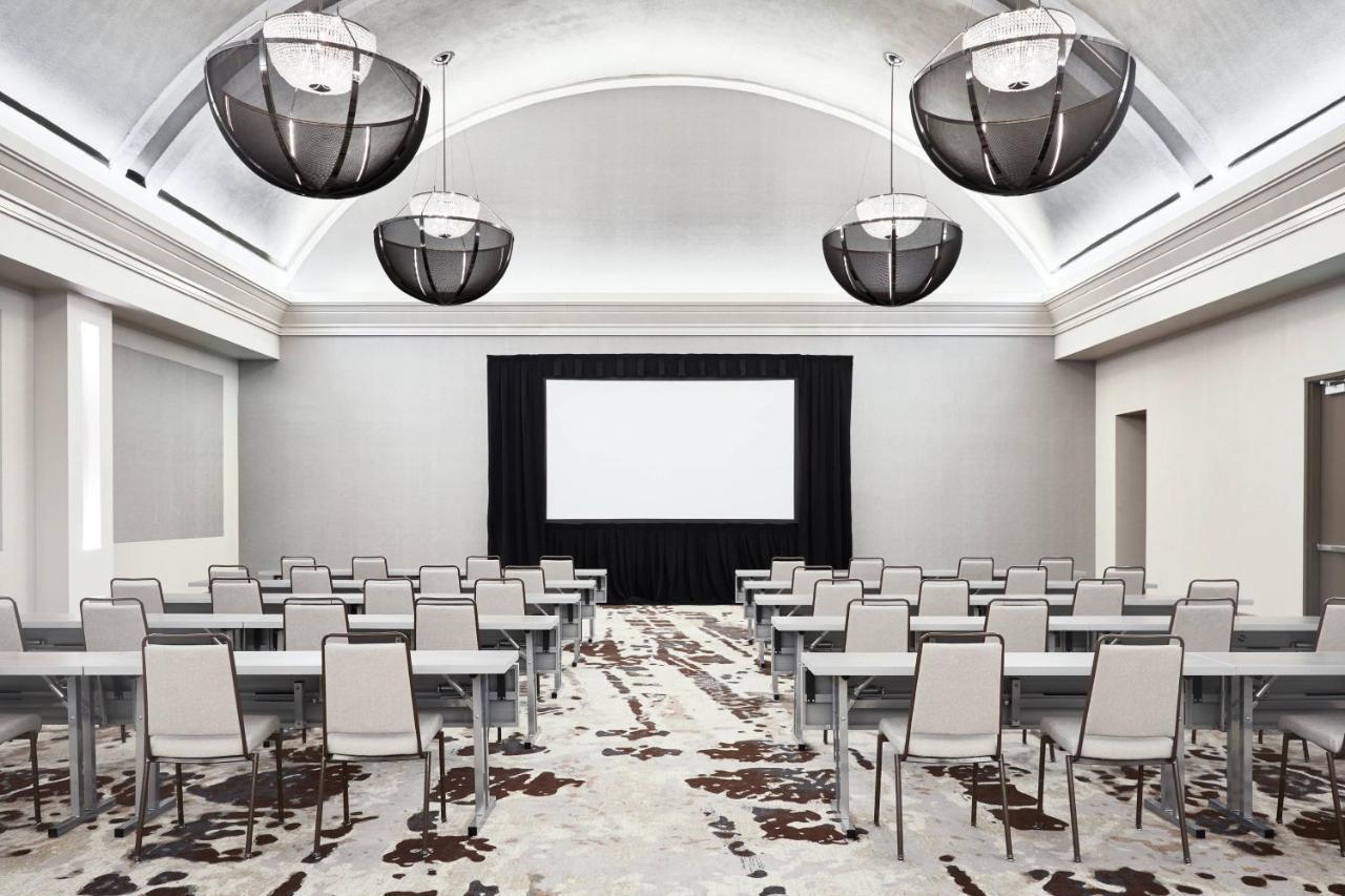 Ac Hotel Houston Downtown Екстер'єр фото