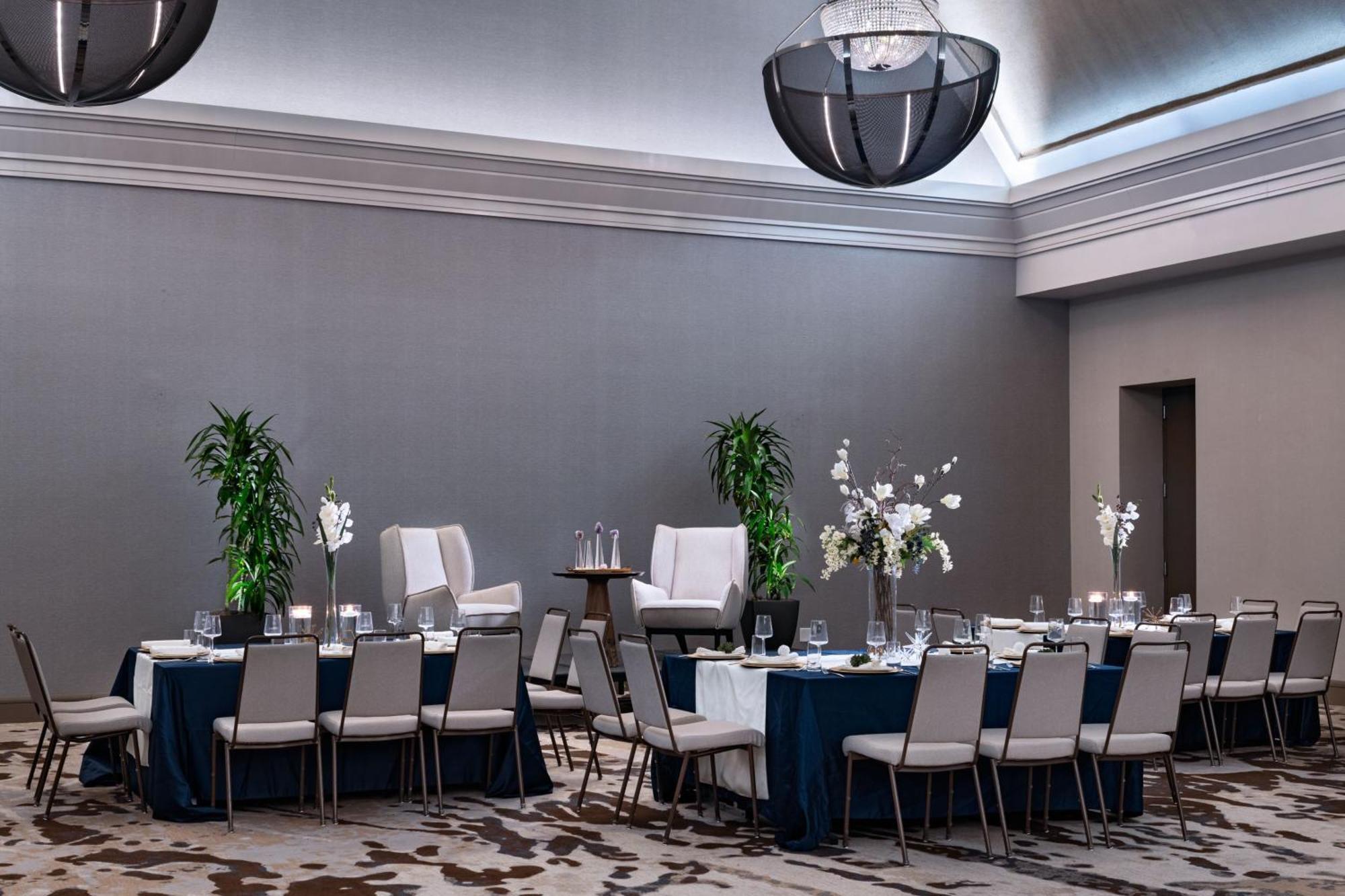 Ac Hotel Houston Downtown Екстер'єр фото